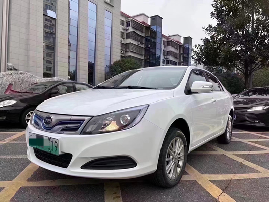2019 BYD E5 450 400KM EV Автомобиль 0KM для перепродажи Максимальная скорость 130KM/h 4 двери 5 сидений