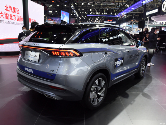 124 кВт Общая мощность двигателя Baic Пекин X7 PHEV Вставка в гибридный внедорожник Автомобиль с левым приводом