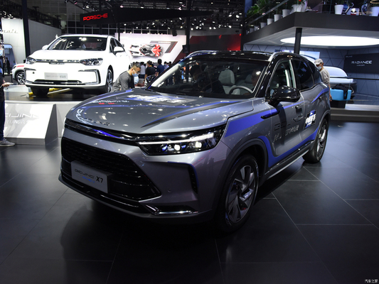 124 кВт Общая мощность двигателя Baic Пекин X7 PHEV Вставка в гибридный внедорожник Автомобиль с левым приводом
