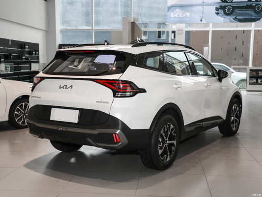 Автомобиль KIA Sportage 2023 газовая/бензиновая внедорожник передний диск задний дисковый тормозная система и металлическая крыша стойка