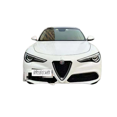 64 литра емкость танка Alfa Romeo Stelvio Q4 Sport SUV в хорошем состоянии максимальная скорость 230 км/ч