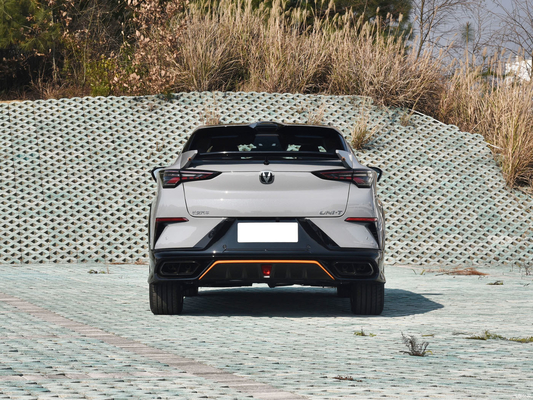 2023 Левое рулевое управление Чанган UNI-T 1.5T Sport Флагманский компактный внедорожник с панорамным крышей