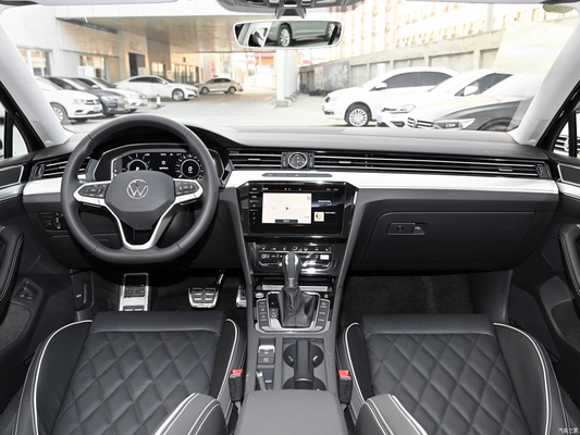 116 кВт Общая мощность двигателя 2022 Маготан Plug-in Hybrid GTE Роскошный 4-дверный 5-местный автомобиль