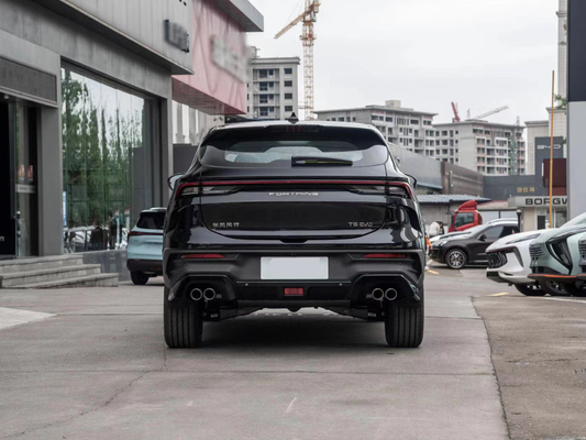 Компактный и доступный Dongfeng Fengxing Forthing T5 EVO бензиновый внедорожник с 1.5T двигателем