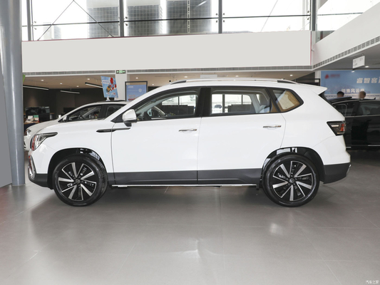 2023 Volkswagen Tharu 300TSI 2WD Moon Version SUV с автоматическим кондиционером