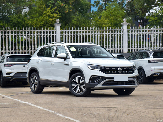 Volkswagen Tayron 300TSI Двухколесный внедорожник Luxury PLUS Advanced Version на 5 мест