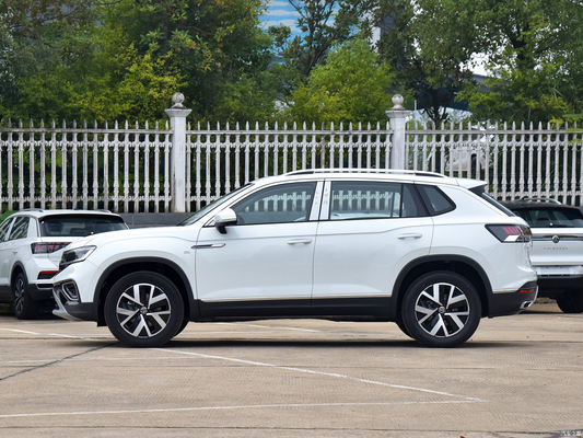 Volkswagen Tayron 300TSI Двухколесный внедорожник Luxury PLUS Advanced Version на 5 мест