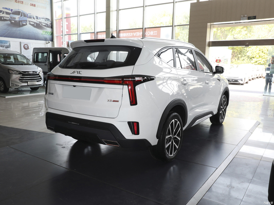 2024 Jac X8 Plus 7-местный светодиодный фары Бензиновый внедорожник с емкостью топливного бака 50-80 л