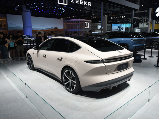 2023 Weilai Nio ET5 560KM 75KWh Туристический электромобиль высокой скорости Роскошный седан для нужд