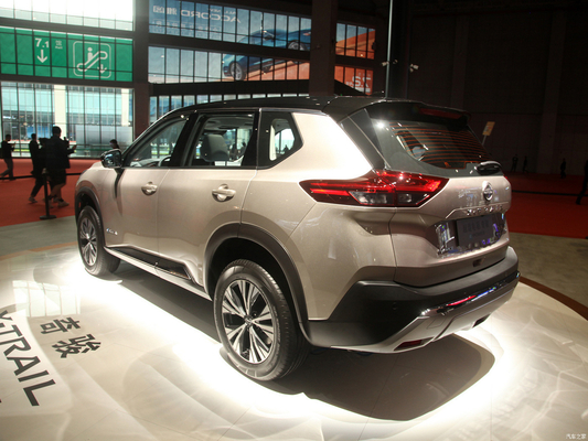 Гибридное топливо Nissan X-trail E-power 2023 Автомобиль бензиновый электропривод Двойной двигатель 4x4 ABS SUV