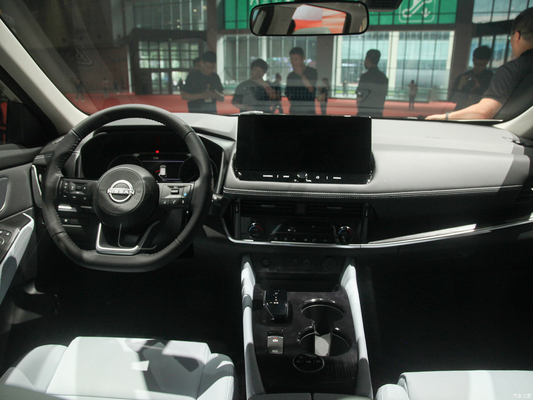 Гибридное топливо Nissan X-trail E-power 2023 Автомобиль бензиновый электропривод Двойной двигатель 4x4 ABS SUV