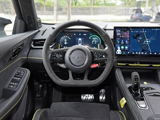 2023 Lynk Co 03 2.0TD Автоматический седан 5 сидений 5 подушек безопасности TPMS включает максимальную скорость 250 км