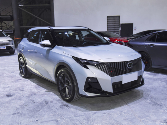 - изготовленный в 2023 году GAC Trumpchi GS3 SUV лучший выбор с панорамной крышей и FWD Drive