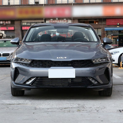 Передняя подвеска Макферсон В 2021 году Kia K5 270T CWD Fashion Version Sedan