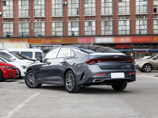 Передняя подвеска Макферсон В 2021 году Kia K5 270T CWD Fashion Version Sedan