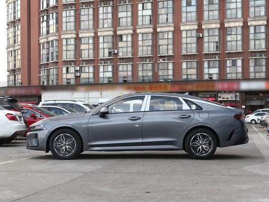 Передняя подвеска Макферсон В 2021 году Kia K5 270T CWD Fashion Version Sedan