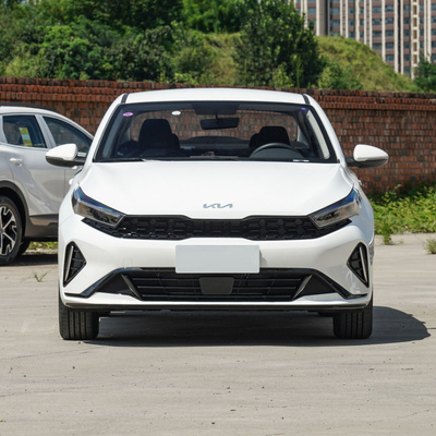 2023 Kia K3 Седан светодиодные фары двигатель с естественной аспирацией и низким расходом топлива