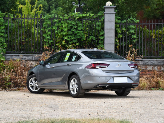 4904*1863*1461mm 2024 Buick Regal 25T Super Edition 4-дверный 5-местный бензиновый автомобиль с ESC