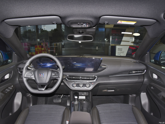 Buick Envista 1.5T 5-дверный 5-местный транспортный автомобиль с размером шины R18 и сенсорным экраном