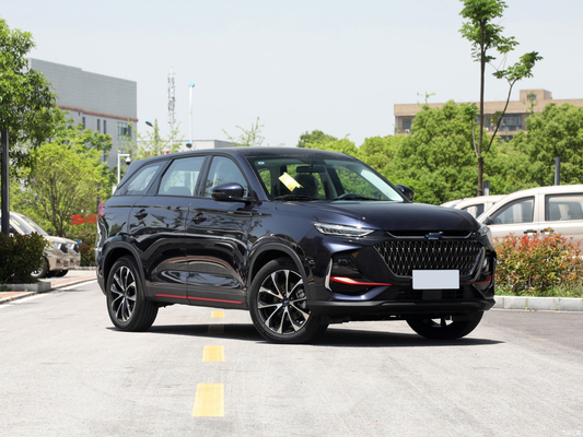 5-дверный 5-местный внедорожник 2023 Changan Oshan X7 Plus бензиновый автомобиль с размерами 4730*1870*1720 мм