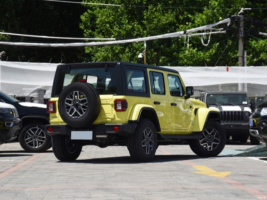 2022 Jeep Wrangler 4-дверный 2.0T 4XE Sahara Plug-in Hybrid Fluorescent Yellow Limited Edition