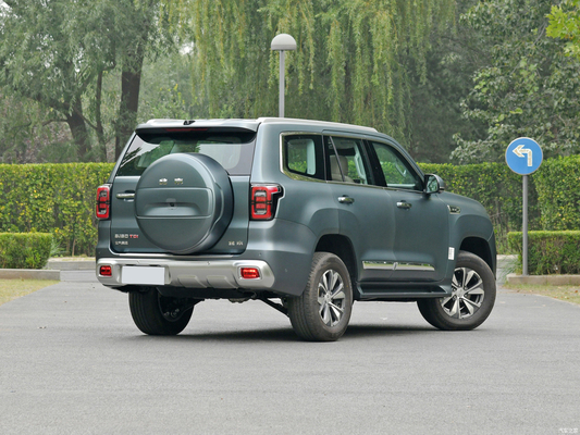 BAIC BJ60 2.0T Большой внедорожник с 5 сиденьями и большим пространством
