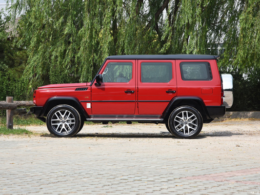 Электрическое топливо с большим водоизмещением тип ABS внедорожник BAIC BJ80 ChinaBAIC 3.0T