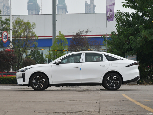 Geely Galaxy L6 2023 60 км Гибридный PLUS Седан 1.5T Электрический автомобиль для CLTC 60k