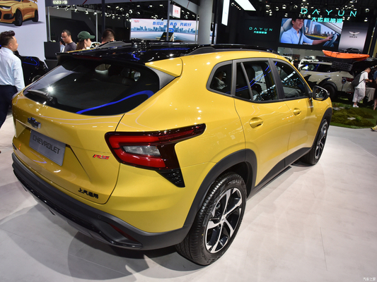 135 кВт левое рулевое управление Chevroletseeker компактный внедорожник 1.5T CVT RS Honeycomb бензиновый автомобиль Made