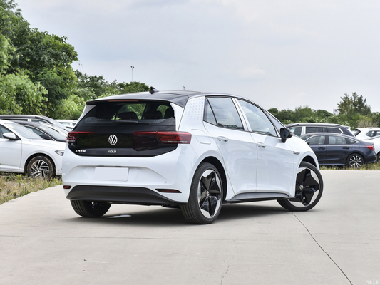 Левый руль 450 км дальность 5-местный внедорожник 2023 Volkswagen ID3 модернизированная экстремальная версия