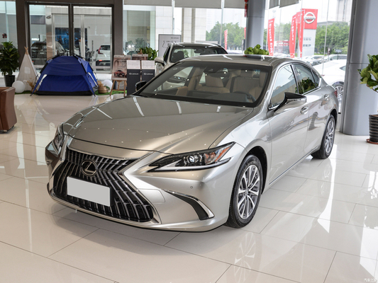 2023 Lexus ES200 260 Excellence Edition 5-местный седан с передними дисковыми тормозами