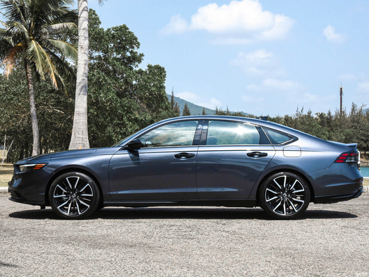 2023 Honda Accord 260TVRBO Флагманский седан 4 двери 5 сидений и электрическое заднее окно