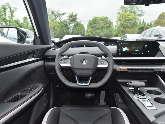 2023 Changan Uni-v 1.5T хэтчбек бензиновый седан с круиз-контролем ACC как изображение