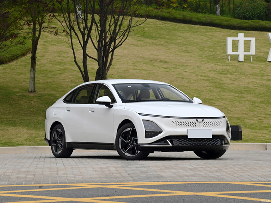 Улинг Сингуанг 2023 150 Advanced Hybrid Седан 4-дверный 5-местный 105 км Чистоэлектрический диапазон