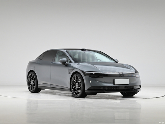 Электрический автомобиль большой дальности 2024 Geely Zeekr 007 EV Автомобиль с 4-дверными 5-местными и высокой скоростью