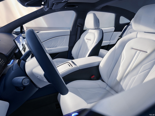 Электрический автомобиль большой дальности 2024 Geely Zeekr 007 EV Автомобиль с 4-дверными 5-местными и высокой скоростью