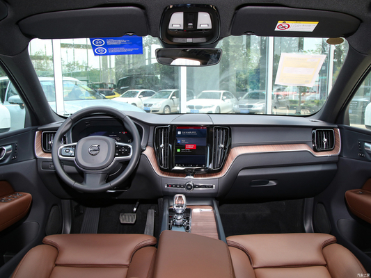 2024 Volvo XC60 B5 48V легкий гибридный 4WD роскошный SUV среднего размера с 5 сиденьями и 6 подушками безопасности