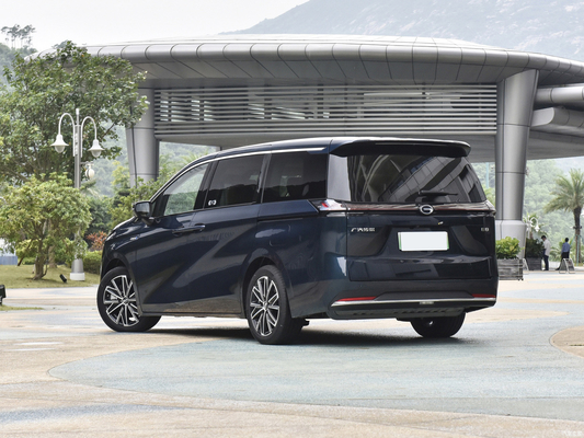 5-дверный 7-местный среднеразмерный MPV Trumpchi E8 Max PHEV Гибридный автомобиль с дальностью 150 км