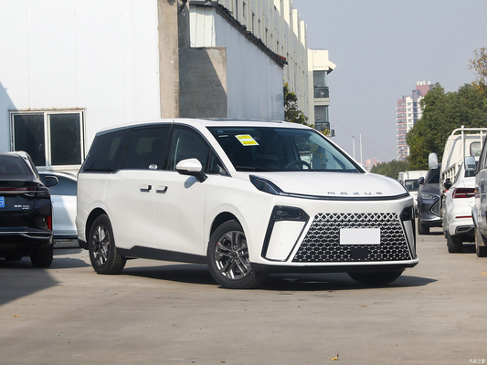 Светодиодные фары 2023 MAXUS G70 2.0T MPV Автоматическая роскошная версия с передним приводом