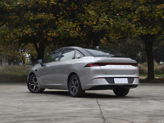 Максимальная скорость 170 км 2023 Xpeng P5 500 Энергетический автомобиль с 4-дверной 5-местной конструкцией кузова