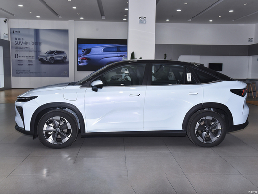 Geely Ruilan 7 2023 Chaiyun 5-дверный внедорожник 5-местный 4690*1892*1650 мм Максимальная скорость 150 км/ч