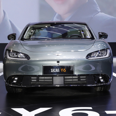 Высокоскоростной чистоэлектрический автомобиль Yuanhang Y6 2023 с дальностью 1020 км и максимальной скоростью 205 км / ч