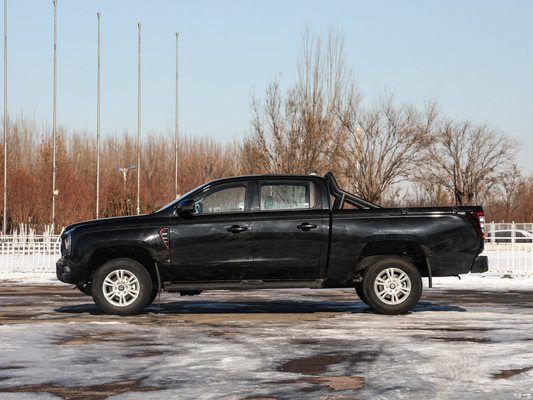 2024 SINOTRUK 2.0T Автоматический дизельный 4WD длинноосевой роскошный пикап для левого привода