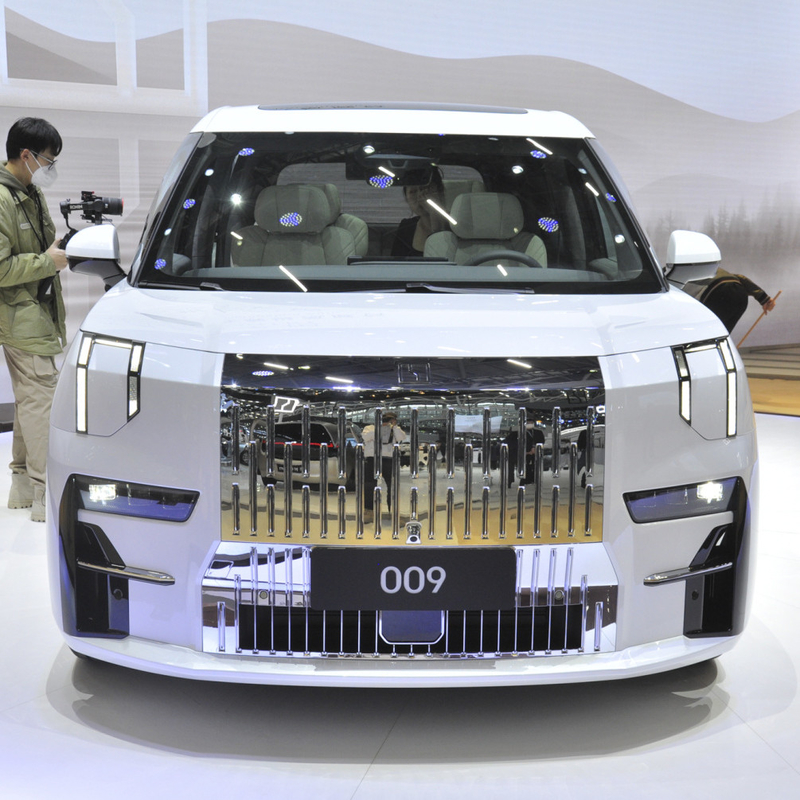 Электрическое регулирование сиденья второго пилота 2022 Geely Zeekr 009 MPV WE ME 702KM 822KM EV Car