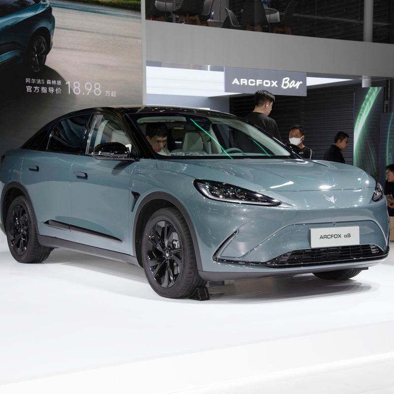Энергия Baic Arcfox Alpha S 735E 160KW EV Автомобиль высокой скорости Большое пространство Левый привод Долгий путь