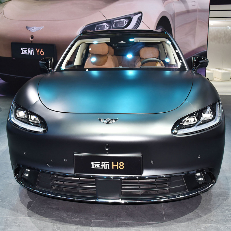 Максимальная скорость 210 км/ч Чистый электрический круизный диапазон 950 км 5-дверный 6-местный внедорожник Yuanhang H8 2023
